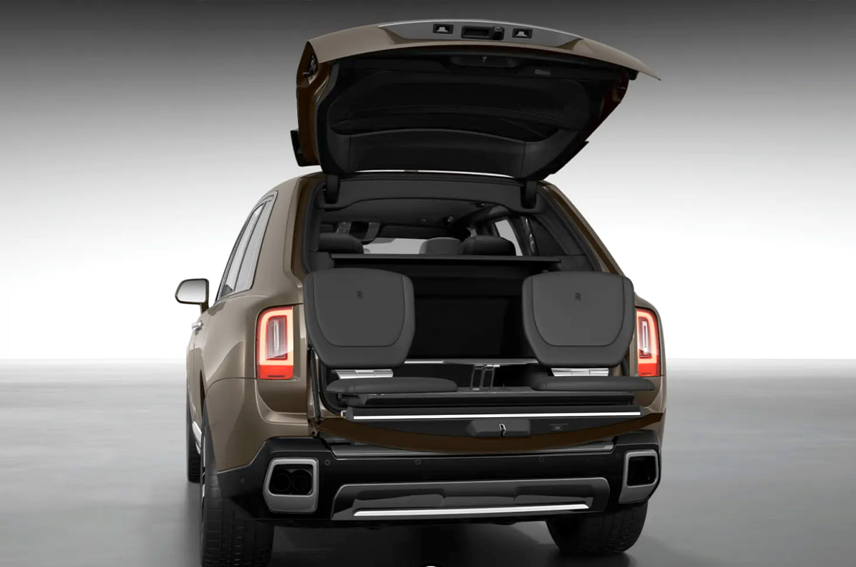 Rolls Royce Cullinan exterior boot and picnic chairs